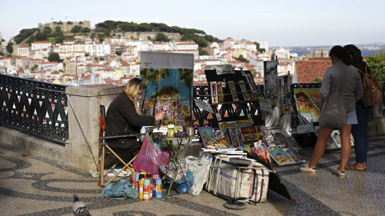 Πορτογαλία: «Λάθος» η απαίτηση της Ισπανίας για προσκόμιση αρνητικού τεστ στα σύνορα