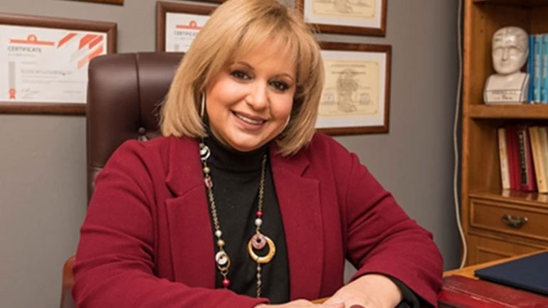 Στο στόχαστρο της Εισαγγελίας τα «πτυχία» της «ψυχολόγου» της Καρολάιν