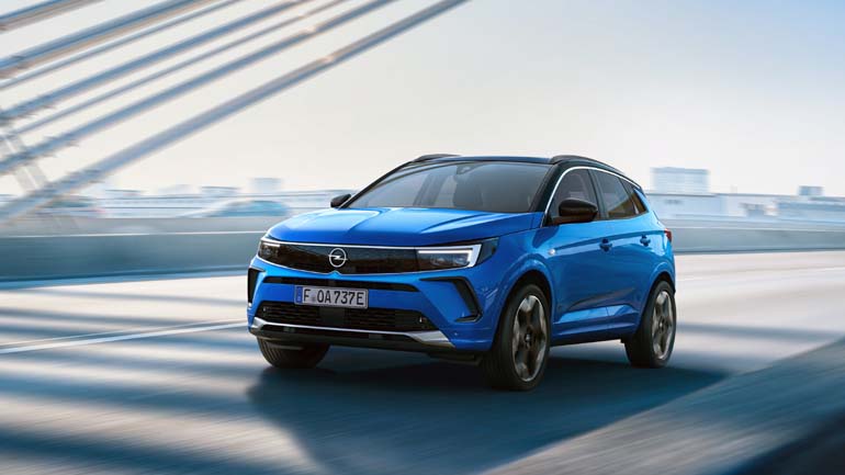 Παρουσιάστηκε το ανανεωμένο Opel Grandland