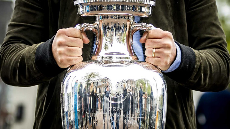 Euro: Το φαβορί λίγο πριν την πρεμιέρα, με βάση τις αποδόσεις!