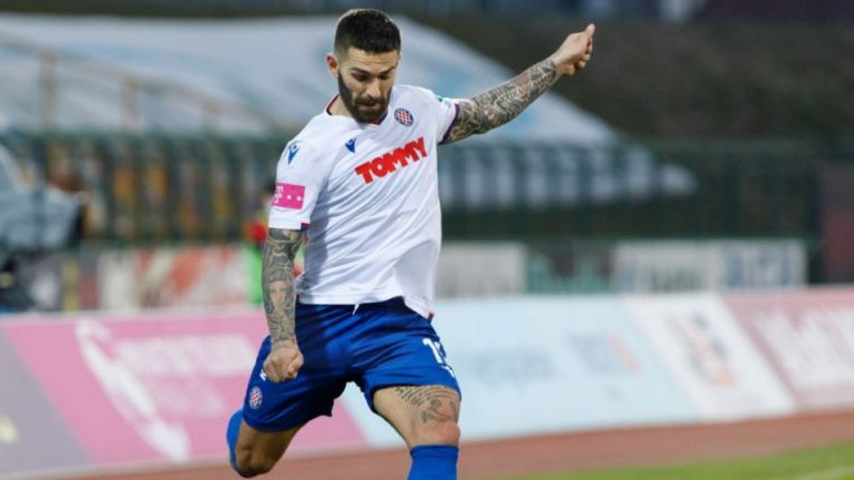 Για ακόμη τρία χρόνια στη Χάιντουκ ο Λιβάγια