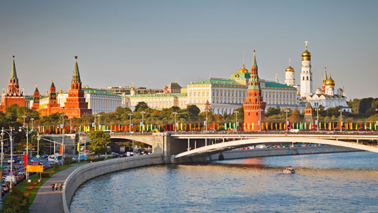 Ρωσία: Για πρώτη φορά από τον Μάρτιο ο αριθμός των κρουσμάτων ξεπέρασε τις 10.000