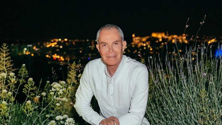 Jean Claude Jitrois: Ο θρύλος της γαλλικής μόδας κάνει διακοπές στη Μύκονο