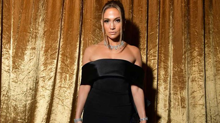 Η Jennifer Lopez υπέγραψε πολυετές συμβόλαιο με το Netflix