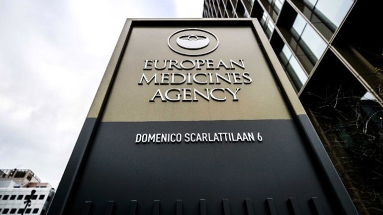 ΕΜΑ: Η πρόσβαση στα εμβόλια πρέπει να εξασφαλιστεί για όλο τον κόσμο