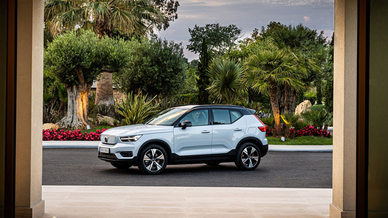 Volvo XC40 Recharge:Το πρώτο 100% ηλεκτρικό αυτοκίνητο της Volvo με αγωνιστικές επιταχύνσεις