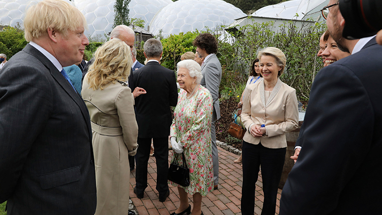 Η βασίλισσα Ελισάβετ παρέθεσε δεξίωση στους ηγέτες της G7