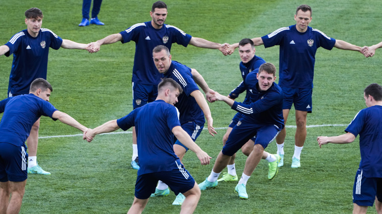 Τζιούμπα: «Μεγάλη απώλεια ο Ντε Μπρόινε, αλλά το Βέλγιο παραμένει φαβορί»