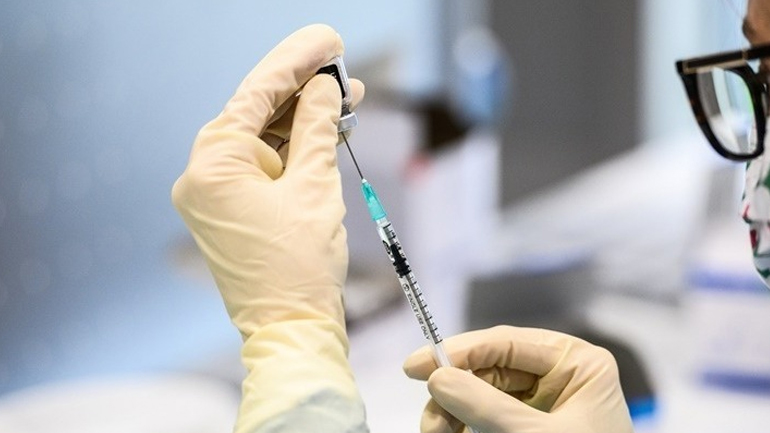 Σερβία: Εγκρίθηκε το εμβόλιο Pfizer/BioNtech για παιδιά 12-15 ετών