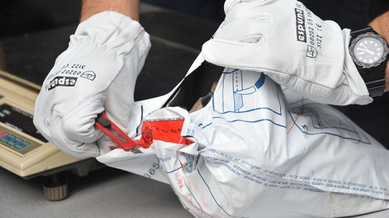 Πολωνία: Μπανάνες με κοκαΐνη βρέθηκαν σε αλυσίδα σούπερ μάρκετ στη Βαρσοβία