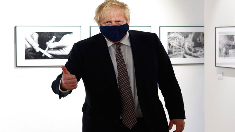 Βρετανικά Μέσα Ενημέρωσης: Ο Τζόνσον ίσως καθυστερήσει το τελικό στάδιο άρσης των μέτρων