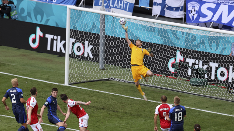 Έκπληξη στην Κοπεγχάχη από την Φινλανδία, 1-0 τη Δανία Έκπληξη στην Κοπεγχάχη από την Φινλανδία, 1-0 τη Δανία