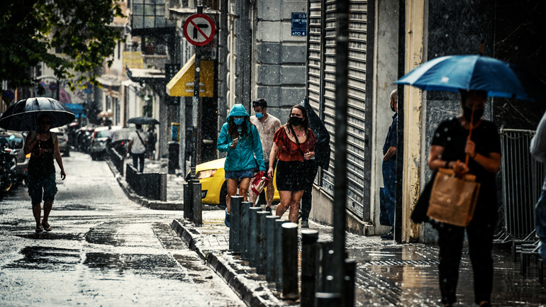 Ισχυρές καταιγίδες έπληξαν την Αττική
