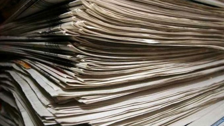 Τα πρωτοσέλιδα και τα οπισθόφυλλα των κυριακάτικων εφημερίδων