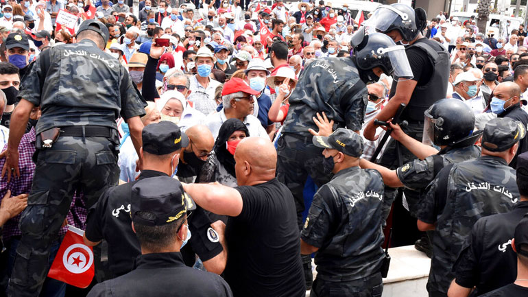 Τυνησία: Νέα επεισόδια έπειτα από διαδήλωση εναντίον της αστυνομικής βαρβαρότητας