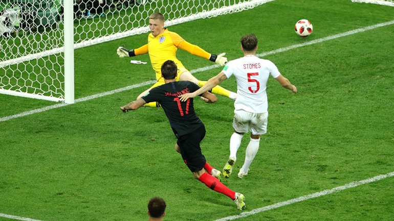 Η Αγγλία ποτέ δεν παθαίνει και ποτέ δεν παίρνει κούπα