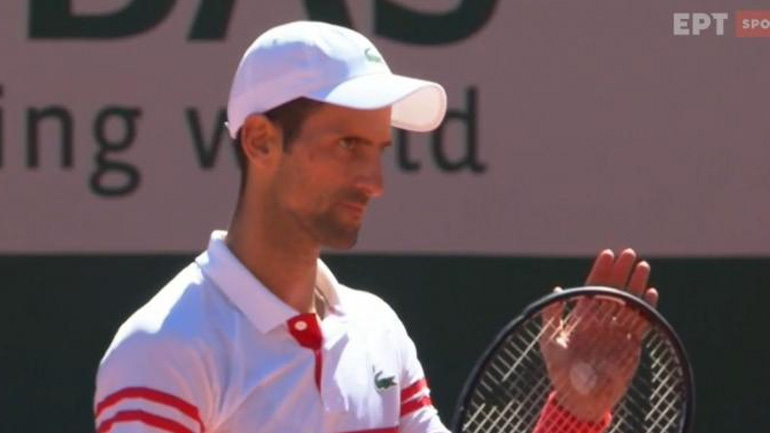 To χειροκρότημα του Τζόκοβιτς στον… ατσάλινο Τσιτσιπά!