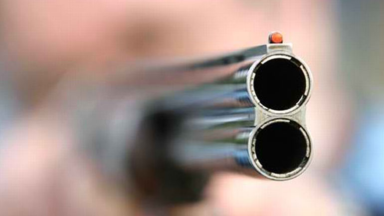 Απίστευτο περιστατικό στο Χαλάνδρι: Ηλικιωμένος πυροβολούσε από το μπαλκόνι του σε κατάσταση αμόκ