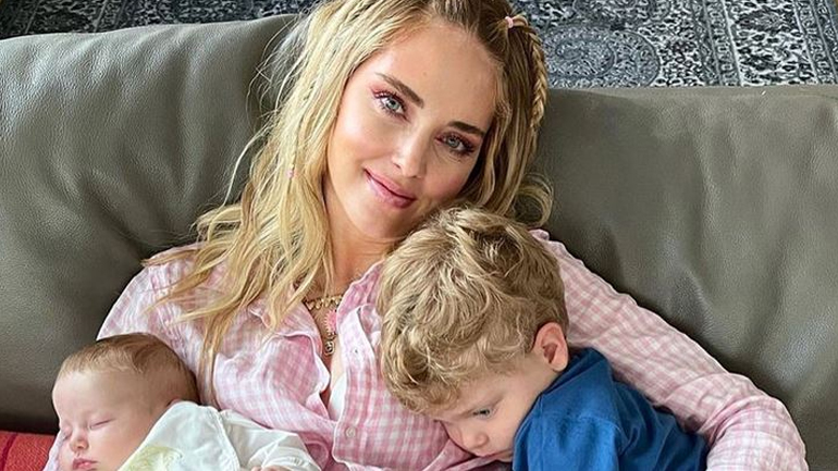 Τα tiny braids της Chiara Ferragni που θα αναβαθμίσουν το χτένισμά σας στη στιγμή