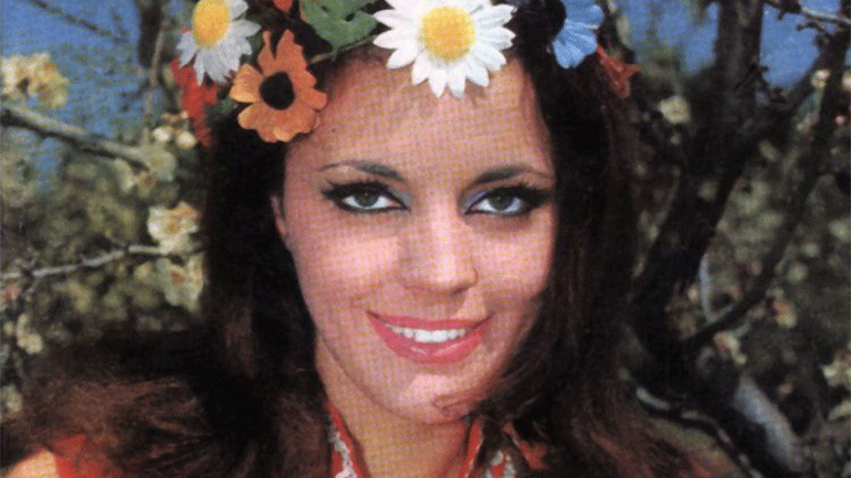 Σαν σήμερα γεννήθηκε η Καίτη Παπανίκα