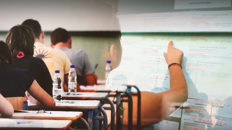 Πανελλήνιες 2021: Την Τρίτη ξεκινούν οι εξετάσεις των υποψηφίων των ΕΠΑΛ με το μάθημα των Νέων Ελληνικών