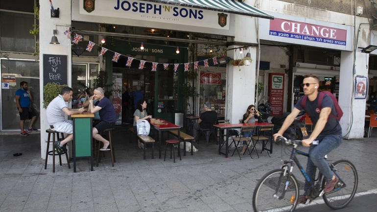 Ισραήλ: Τέλος στην υποχρεωτική χρήση μάσκας σε κλειστούς δημόσιους χώρους