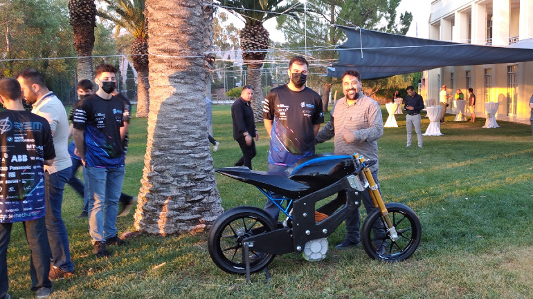 Με τον Team Manager, Κωνσταντίνο Μιχαηλίδη.