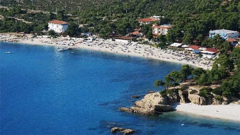 Σε μια βάση δεδομένων οι ταινίες που διαδραματίζονται σε ελληνικές θάλασσες