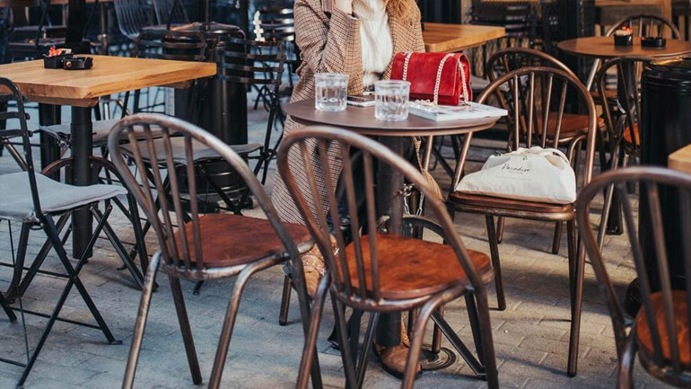 Κατατέθηκαν αγωγές αποζημίωσης από επιχειρήσεις που έμειναν κλειστές λόγω πανδημίας Κατατέθηκαν αγωγές αποζημίωσης από επιχειρήσεις που έμειναν κλειστές λόγω πανδημίας