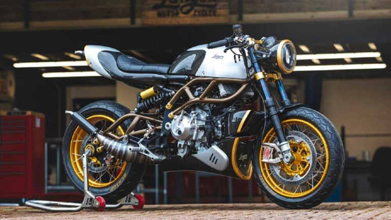 Δίχρονη μοτοσικλέτα από την Αγγλία με προδιαγραφές Euro5