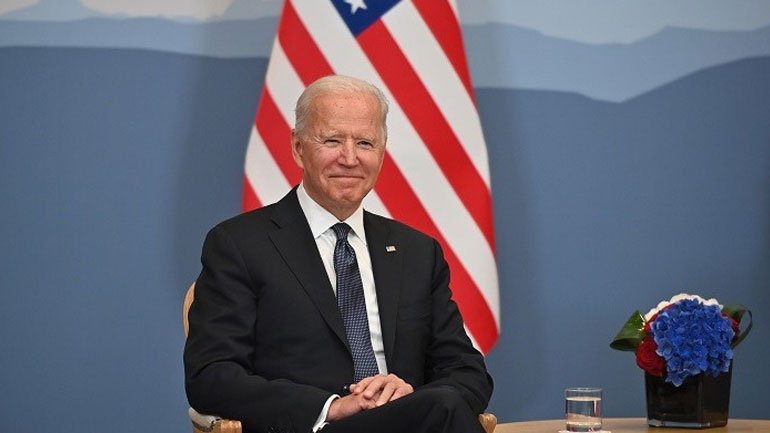 Μπάιντεν-Πούτιν: Πεντάωρες συνομιλίες σε ιστορική βιβλιοθήκη, αλλά χωρίς γεύμα