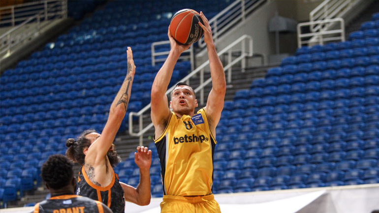 Ματσιούλις: «Η ΑΕΚ μού χρωστάει 4 μήνες»