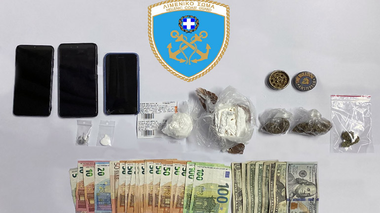 Τρεις συλλήψεις για διακίνηση ναρκωτικών σε Ραφήνα και Μύκονο