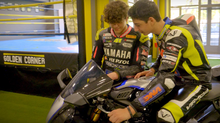 Στο… ρινγκ οι νεαροί Έλληνες αναβάτες της Yamaha