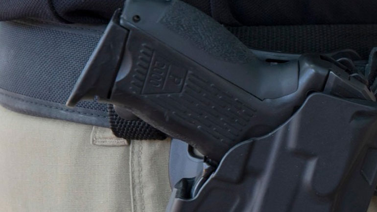 Εγκρίθηκε η δημόσια οπλοφορία χωρίς άδεια στο Τέξας Εγκρίθηκε η δημόσια οπλοφορία χωρίς άδεια στο Τέξας