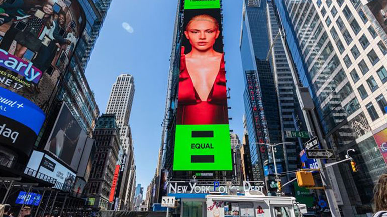 Έλενα Τσαγκρινού: Μπήκε σε billboard στη φημισμένη Times Square της Νέας Υόρκης Έλενα Τσαγκρινού: Μπήκε σε billboard στη φημισμένη Times Square της Νέας Υόρκης