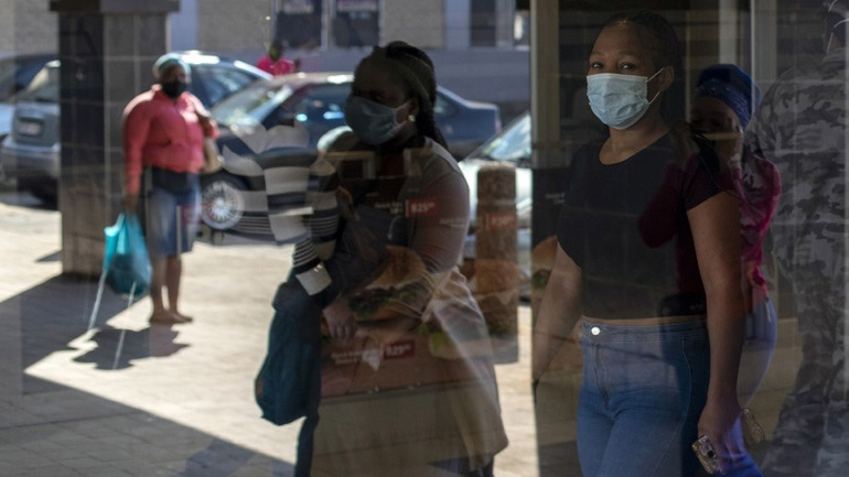 Ραγδαία αύξηση κρουσμάτων κορωνοϊού στη Νότια Αφρική
