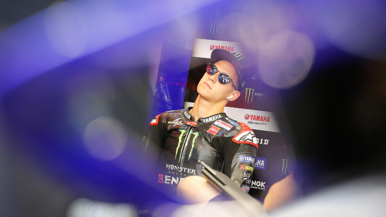 Έπρεπε να βγει μαύρη σημαία στον Quartararo στη Βαρκελώνη - φάουλ του Αγωνοδίκη!