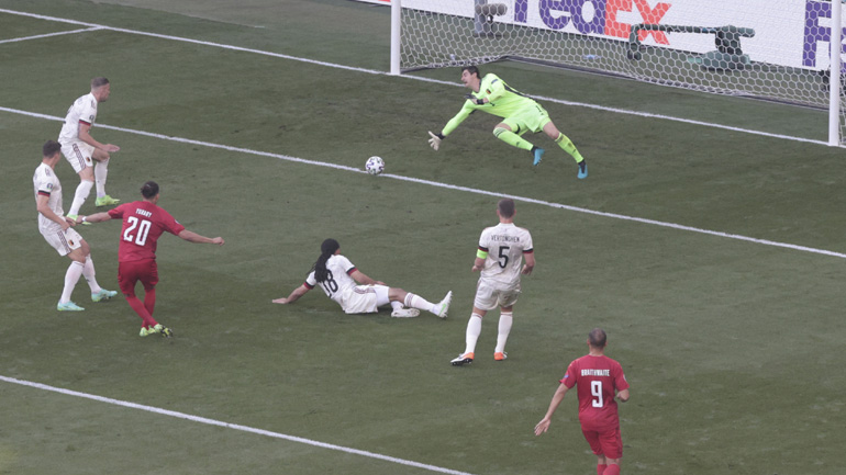 Euro 2020: Ο Πόουλσεν πέτυχε το δεύτερο πιο γρήγορο γκολ σε τελική φάση