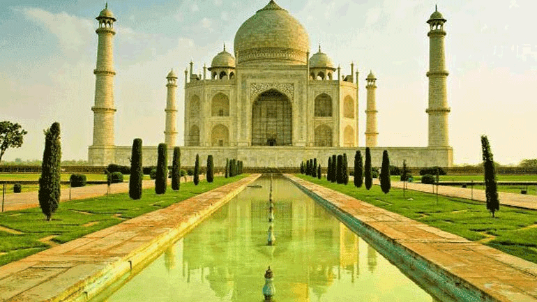 Η ιστορία του Ταζ Μαχάλ