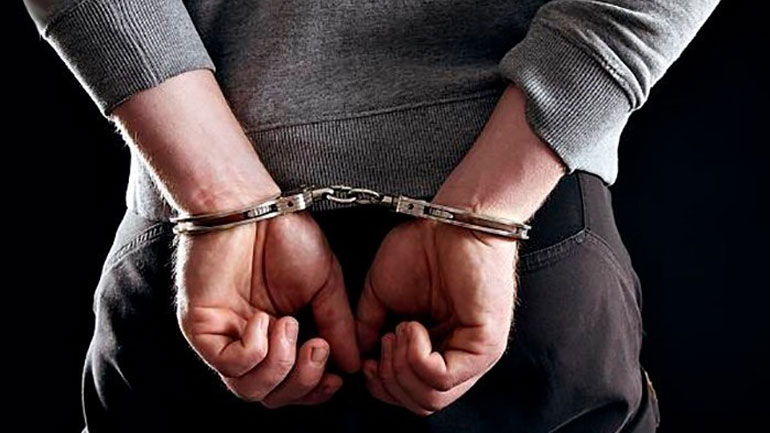 Πάτρα: Σύλληψη 62χρονου για 65 κιλά κάνναβης Πάτρα: Σύλληψη 62χρονου για 65 κιλά κάνναβης