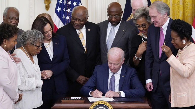 ΗΠΑ: Ομοσπονδιακή αργία η 19η Ιουνίου – Τιμά το τέλος της δουλείας