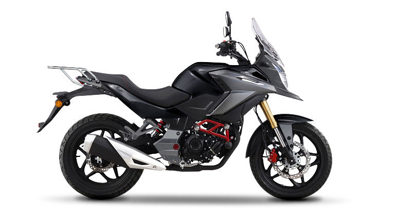 Το μικρό Adventure Winner 200 κοστίζει 3.195€.