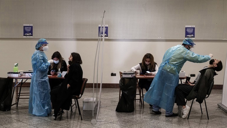 Πού μπορείτε να κάνετε δωρεάν rapid test το Σάββατο