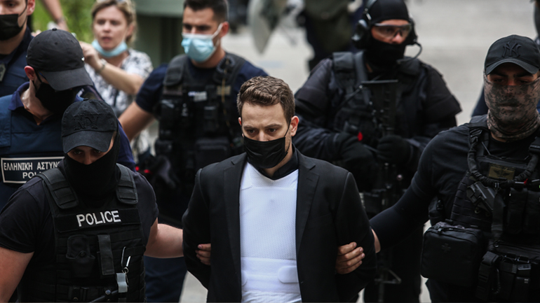 “Πέθανε με ένα ύφασμα τυλιγμένο στον λαιμό της”