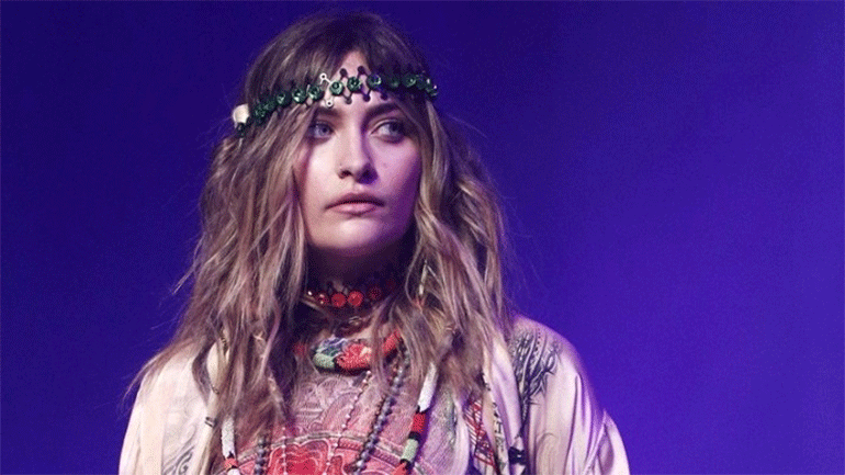 Πάρις Τζάκσον: «Έχω ψυχολογικά τραύματα από τους παπαράτσι»