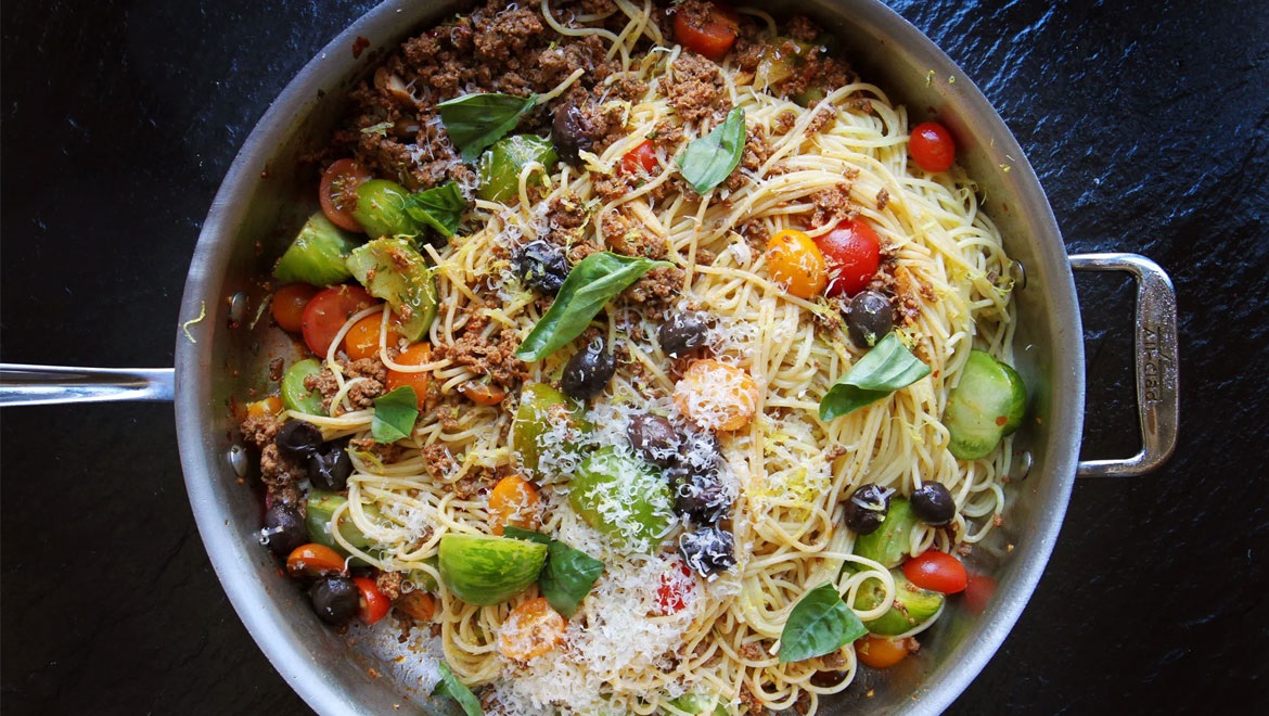 Καλοκαιρινή bolognese για ατελείωτη απόλαυση