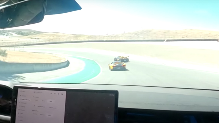 Tesla Model S Plaid εναντίον McLaren P1