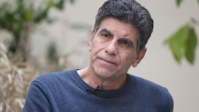 Γιάννης Μπέζος: «Είμαι 42 χρόνια στη δουλειά και βαρέθηκα να ακούω βλακείες»