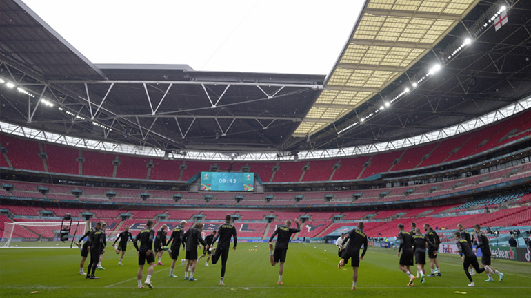 Euro 2020: Στο Γουέμπλεϊ με 65.000 φιλάθλους οι ημιτελικοί και ο τελικός αλλά χωρίς θεατές από το εξωτερικό